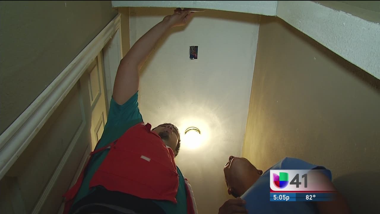 Iniciativa para instalar alarmas contra incendio en San Antonio