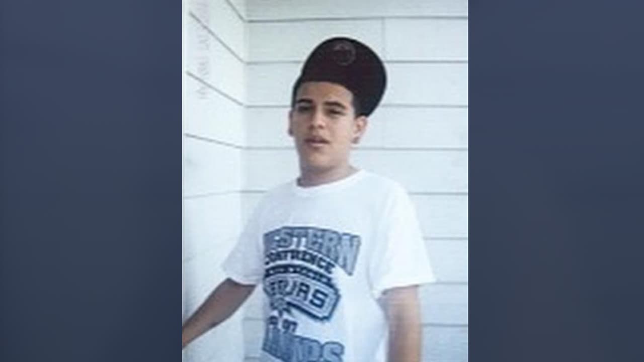 <b>Adrián Rangel</b>, un adolescente de 14 años, fue asesinado hace 15 años en la ciudad. El joven murió en un tiroteo el 4 de julio de 2007. 
<br>