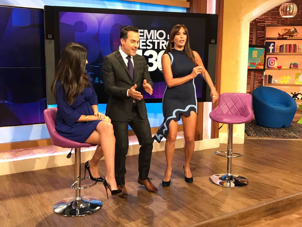 Giselle también nos dio una probadita de sus mejores pasos de baile. Esta fiesta promete mucha diversión.