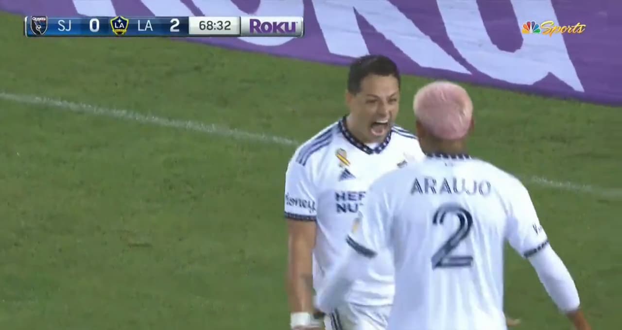 ¡Doblete! Chicharito puso el tercero de LA Galaxy en el Cali-Clásico