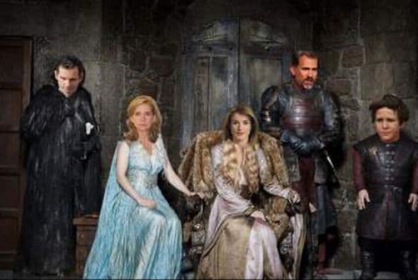 Asimismo, los integrantes de la familia real española son comparados con los integrantes de las familias Lannister, Stark y Targaryen, de Game of Thrones. (Imagen tomada de las redes sociales)