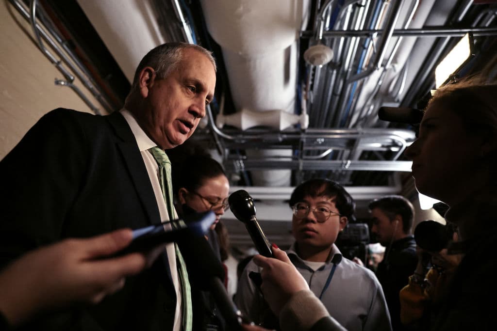 <b>Mario Díaz-Balart </b>expresó estar “cada vez más preocupado” por “el aumento de casos” de detenciones y posibles deportaciones de personas que huyen de regímenes opresivos. 
<br>