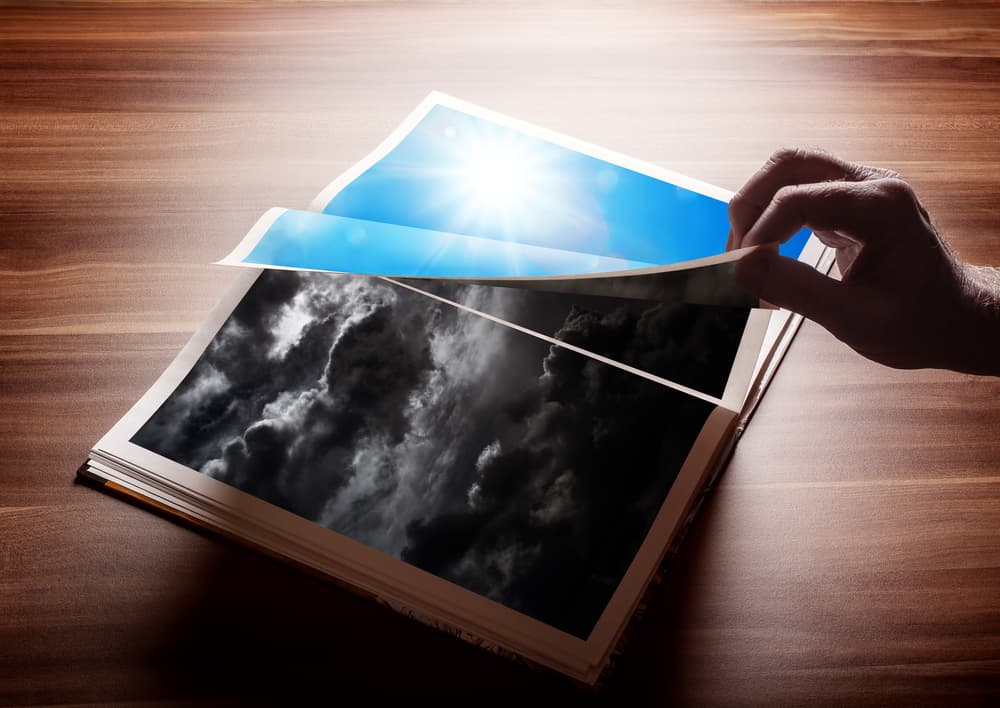 En general, la influencia de Mercurio retrógrado tiene un impacto especial en cada signo con aspectos positivos, y otros negativos. Al conocerlos se pueden aprovechar al máximo los primeros, e identificar los segundos para minimizar sus efectos, o conquistarlos, pues con una buena actitud ante la vida todo es posible.
<br>