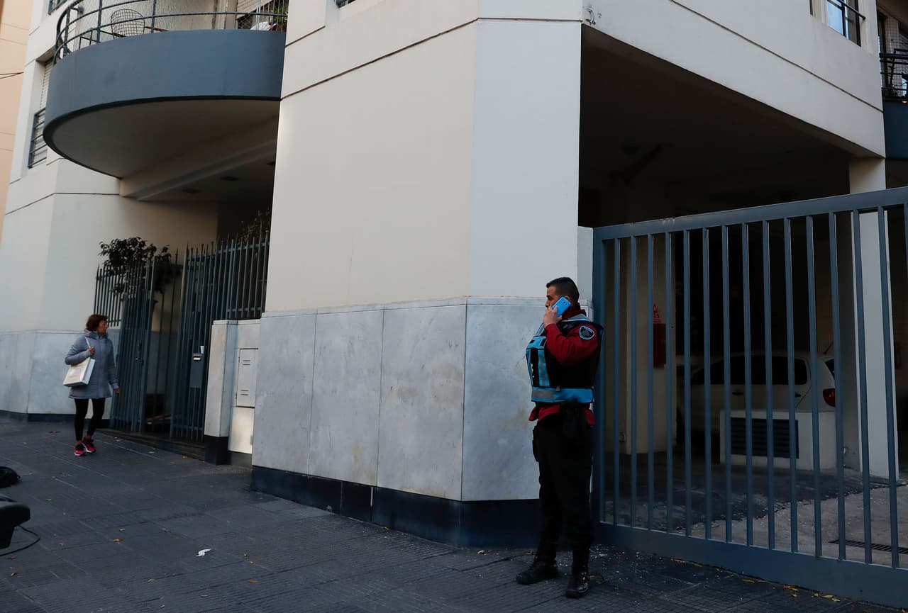 La reina Máxima de Holanda canceló todos sus eventos públicos y hasta una gira que tenía pautada para la semana próxima, aunque todavía se desconoce si se trasladará a Argentina.