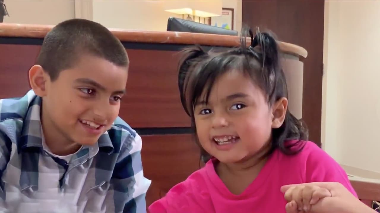 La pequeña
<a href="https://www.univision.com/local/houston-kxln/el-drama-de-una-familia-hispana-cuya-hija-sufre-una-rara-enfermedad-que-no-tiene-cura-video">Alia Sosa</a> fue diagnosticada a los 9 meses, con el síndrome de Leigh, una enfermedad neurológica degenerativa que afecta a uno de cada 40,000 bebés