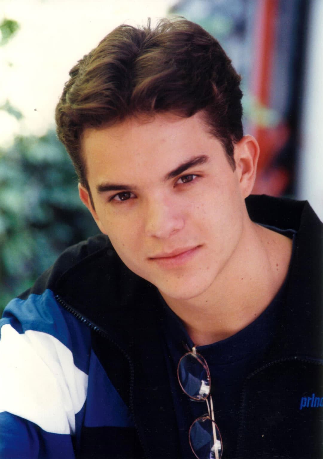 Debutó a los 19 años en la telenovela 'Para toda la vida', desde el inició cautivó con su cara de 'niño bueno'.