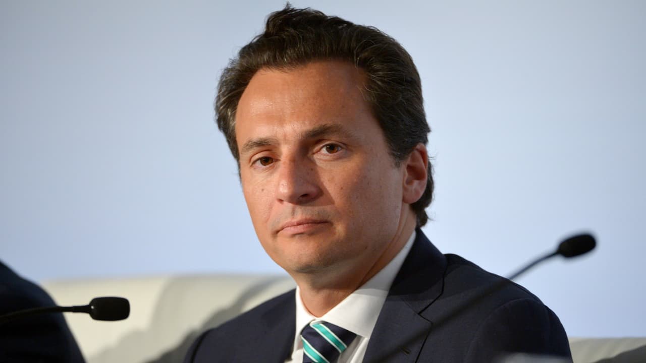 El exdirector de Pemex Emilio Lozoya habría recibido 10 millones de dólares de Odebrecht