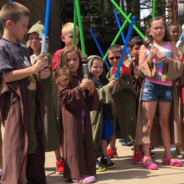 Danico y mini Angélica se convirtieron en tiernos Jedis.