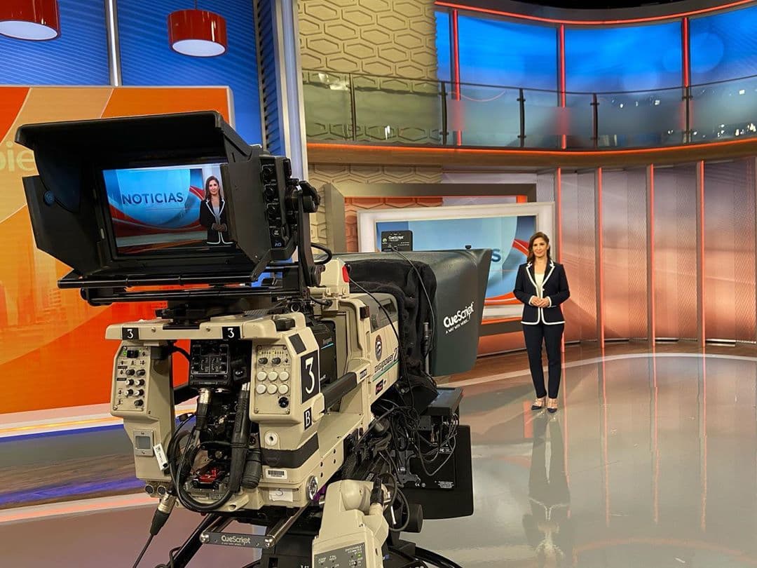 Con esta imagen nos pide que, por mucho que afuera las cosas se compliquen, nunca perdamos nuestro foco.