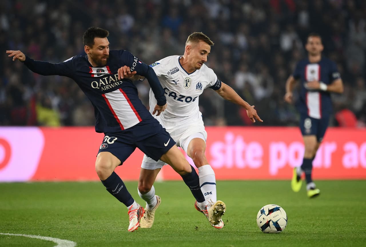 Messi por otra parte está lejos del niven que en algún momento tuvo en el Barcelona.