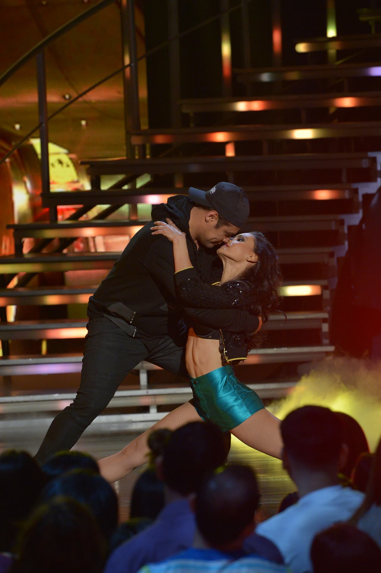 ¡Pero qué noche! Prissila dijo adiós a la competencia, Lisandra y Nathalia ahoran proclaman ser BFFs y el bailecito en el tubo de Ligia Uriarte nos hizo decir 'OMG'. Además, Prince Royce y Espinoza Paz llegaron para calmar a las bellas.