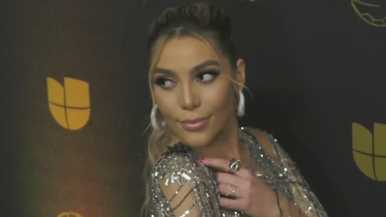 Una amiga y vecina de la joven la acusa de haberle arañado el rostro y atacado con un trozo de vidrio en junio del año 2019. Frida Sofía se ha declarado inocente.
<br>