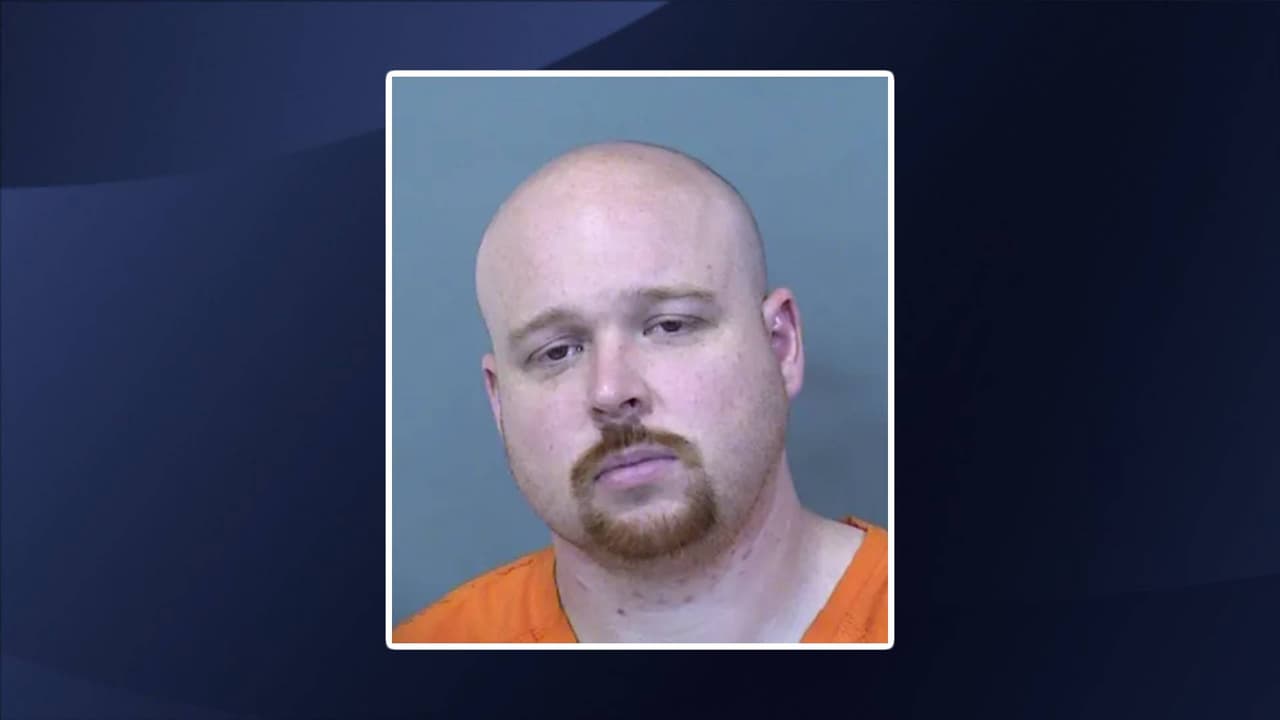 Padres le piden que aporte o se vaya del hogar; toma su arma y acaba con sus vidas