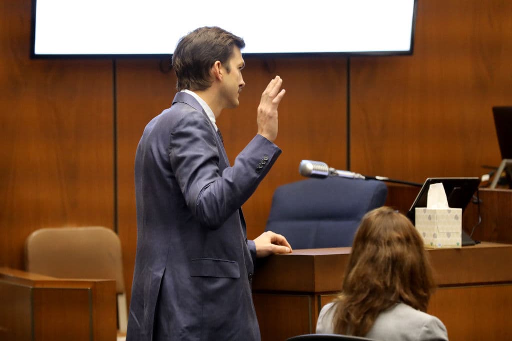 Ashley Ellerin era el nombre de la chica de 22 años que fue apuñalada 47 veces el 22 de febrero de 2001.
<br>