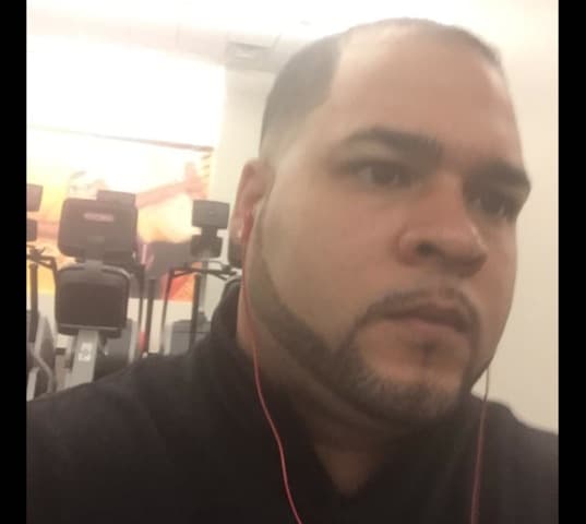 Taxista lucha por su vida después de ser baleado en la cabeza