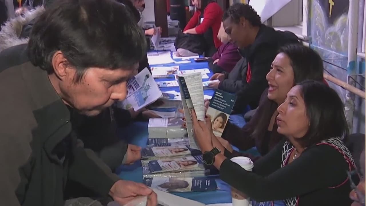 Se acerca la fecha límite para renovar los permisos de DACA: ayudas y talleres para beneficiarios en Arizona