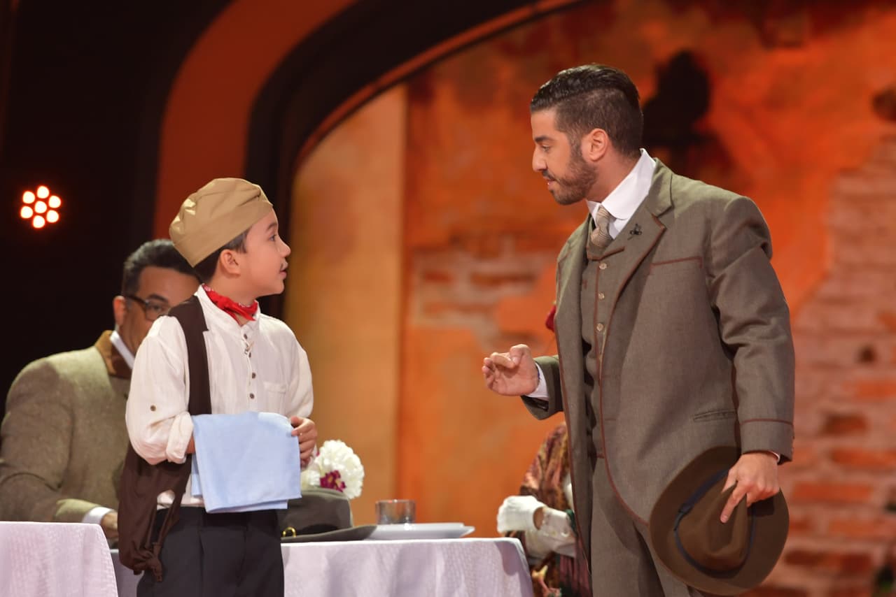 Ángel hizo un homenaje al comediante 'Cantinflas'.