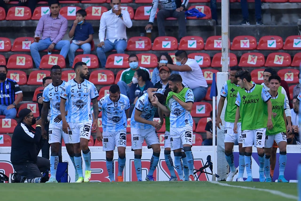 Los Gallos salen b ravos frente a Mazatlán y aseguran los puntos tras vencer 2-0 a los cañoneros.