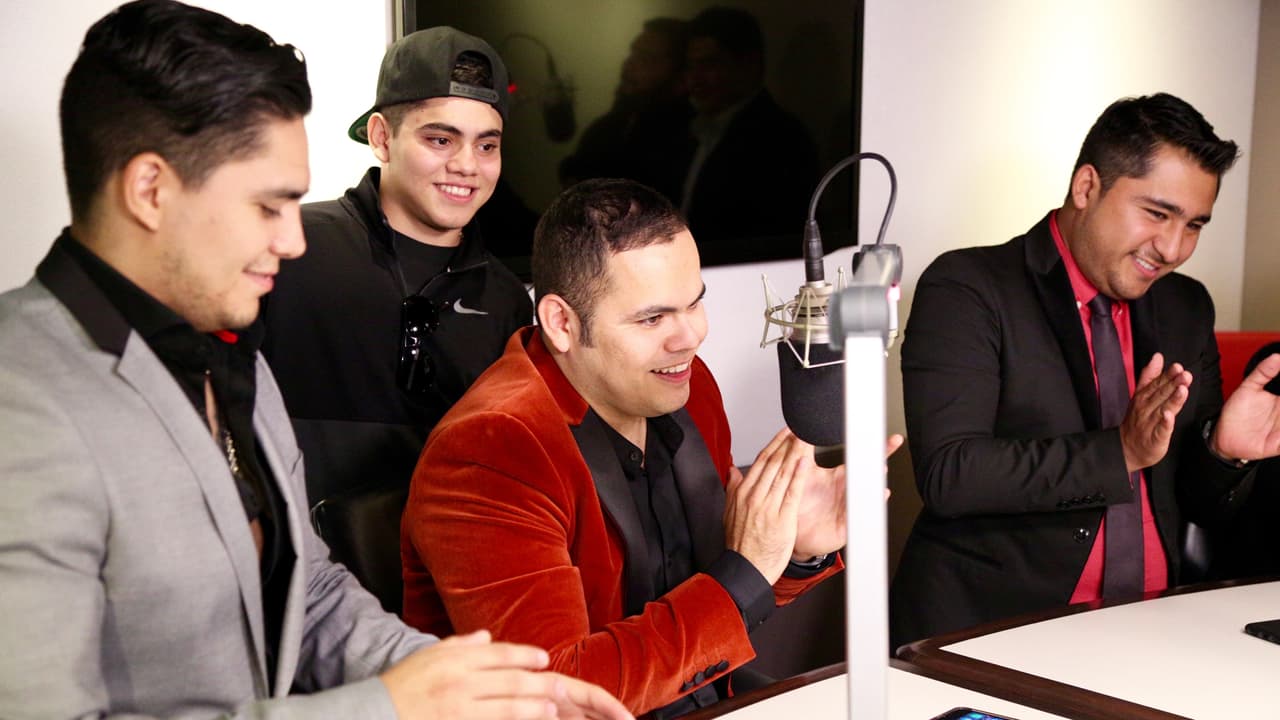 Los muchachos no pararon de reirse durante la entrevista.