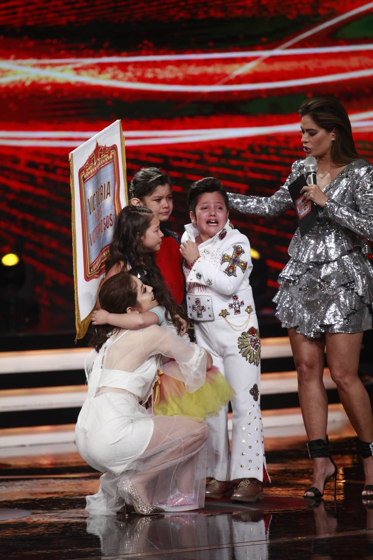 Tadeo, el bailarín del equipo fue el más afectado con la eliminación.