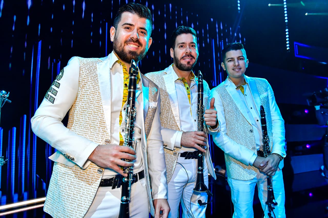 El resto de la banda se preparaba.