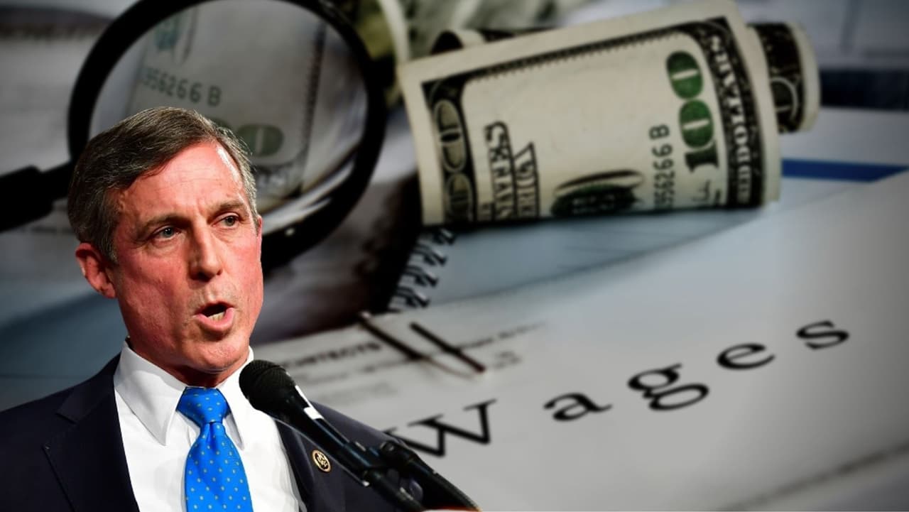 El gobernador Carney firma proyecto de ley para aumentar el salario mínimo estatal a $ 15 la hora en Delaware 