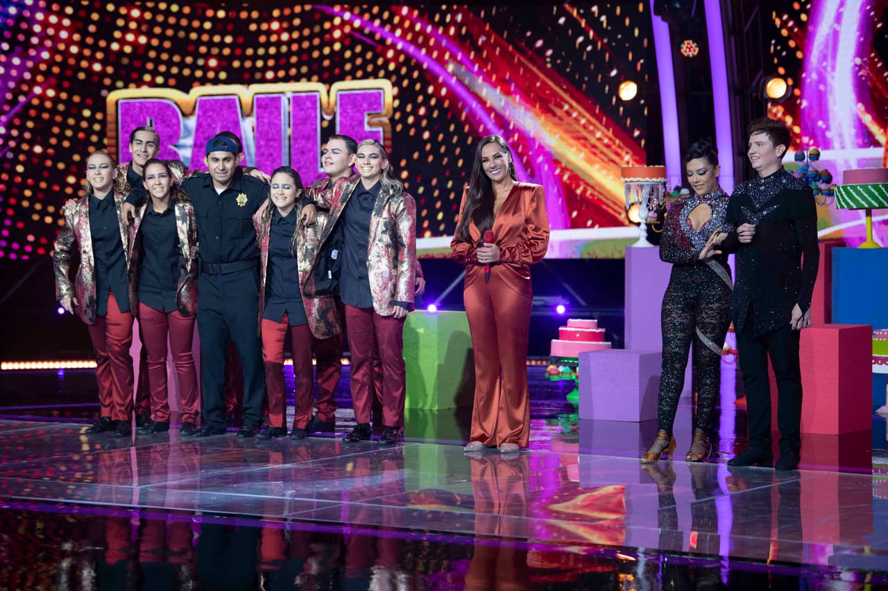 Los votos de los jueces le dieron el triunfo a Archy y Aketzaly.