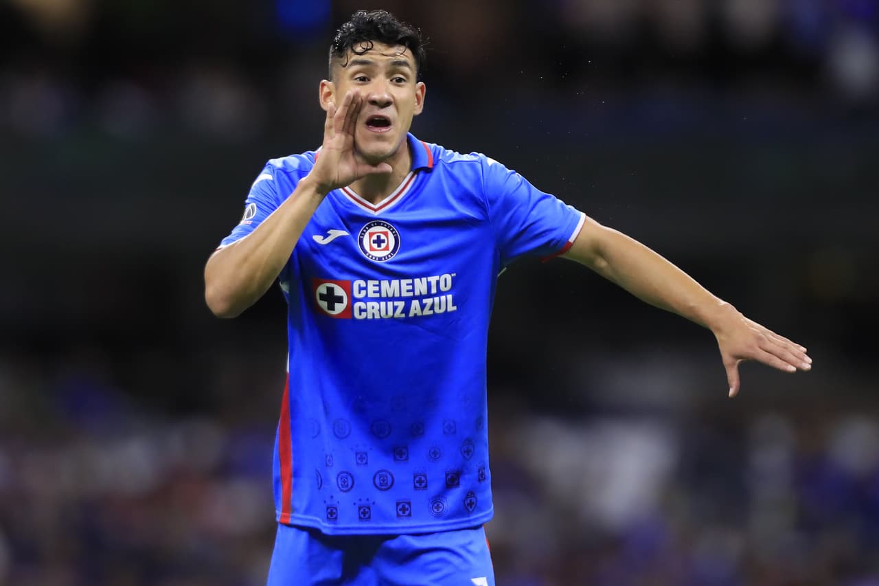 Cruz Azul y Rayados empataron 0-0 y dejaron todo para la vuelta en Cuartos de Final.