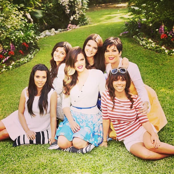 La octava temporada se estrenó con el anuncio del sexo del bebé que Kim Kardashian esperaba con Kanye West. El 15 de junio de 2013, la pequeña North West llegó al mundo.