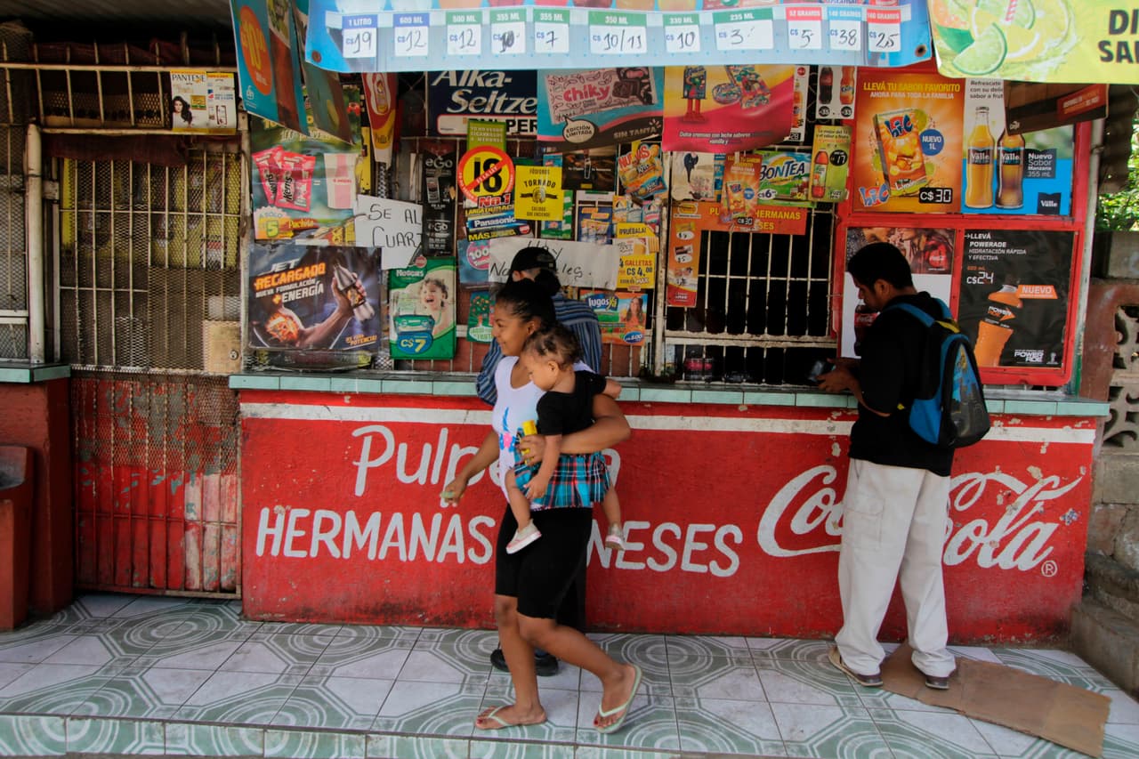 "Están creando una crisis mayor": el gobierno de Nicaragua sube los impuestos y dispara el precio de la canasta básica