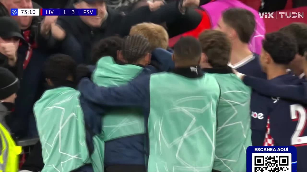 Driouech toma un rebote y marca el tercer gol del PSV ante Liverpool