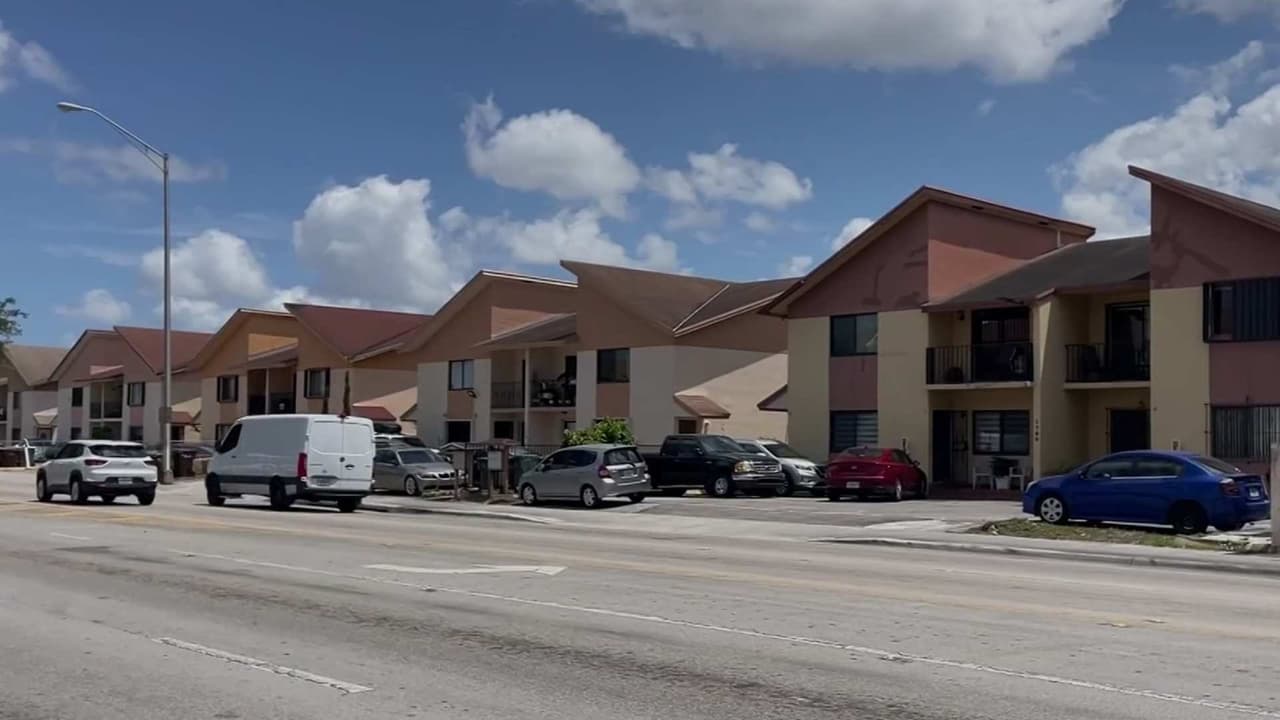 Florida votaría polémica rebaja de impuestos que podría afectar servicios públicos