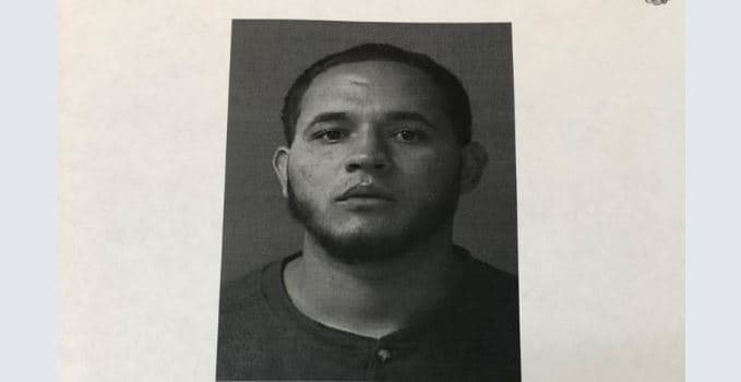 Arrestan en Puerto Rico a sujeto buscado en Texas