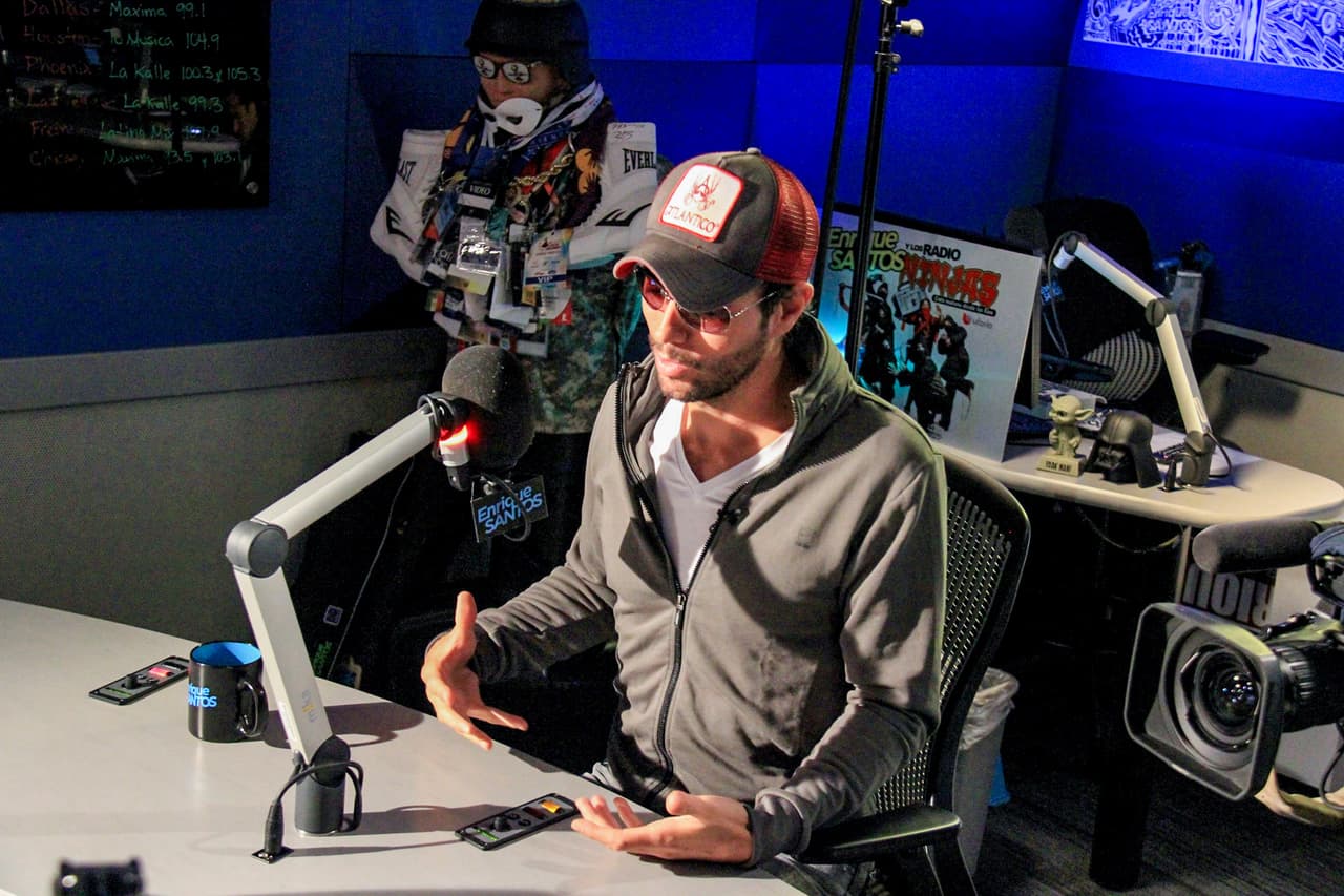 Enrique Iglesias en el Show de Enrique Santos