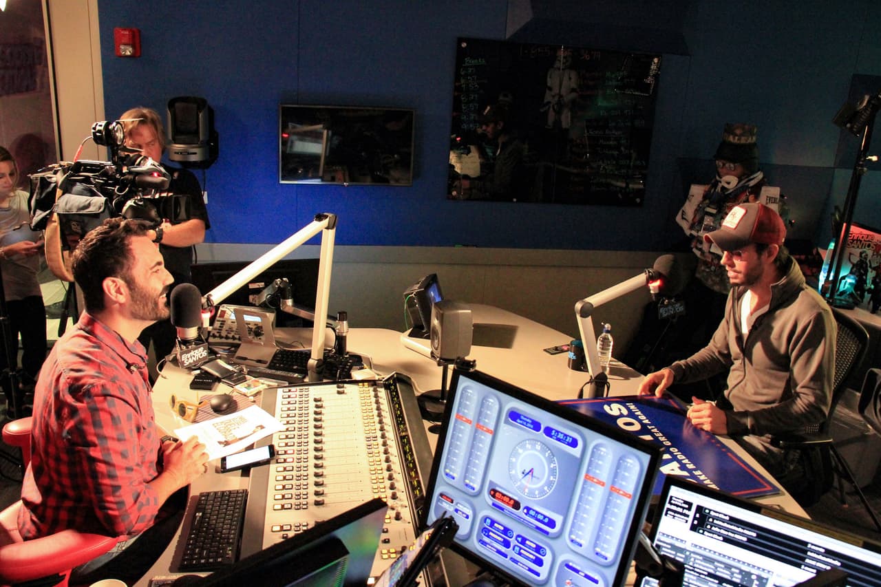 Enrique Iglesias en el Show de Enrique Santos