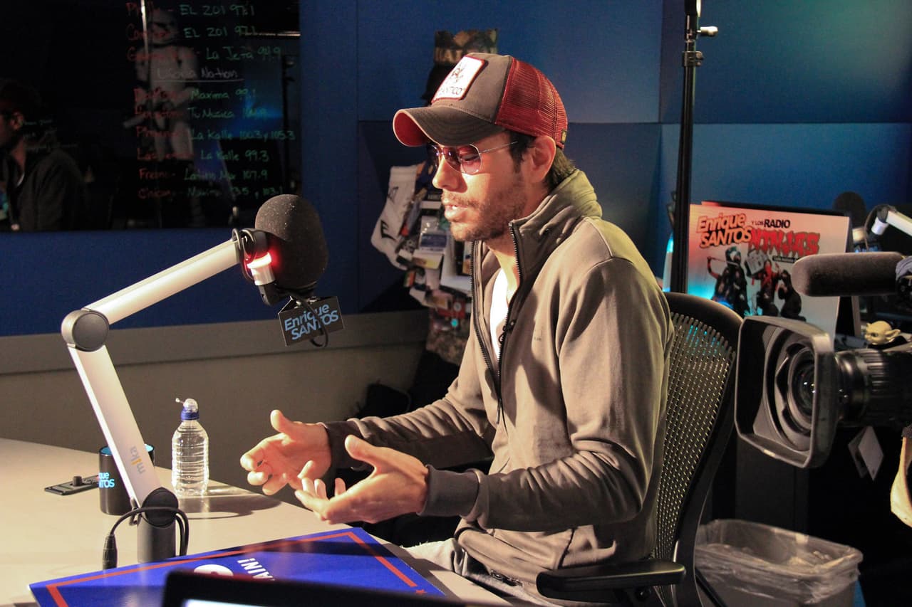 Enrique Iglesias en el Show de Enrique Santos