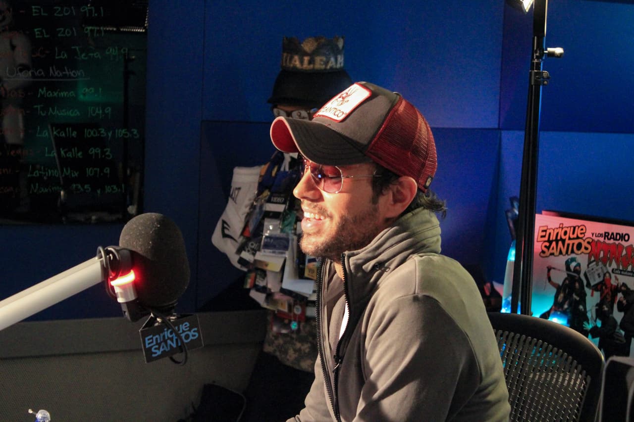 Enrique Iglesias en el Show de Enrique Santos