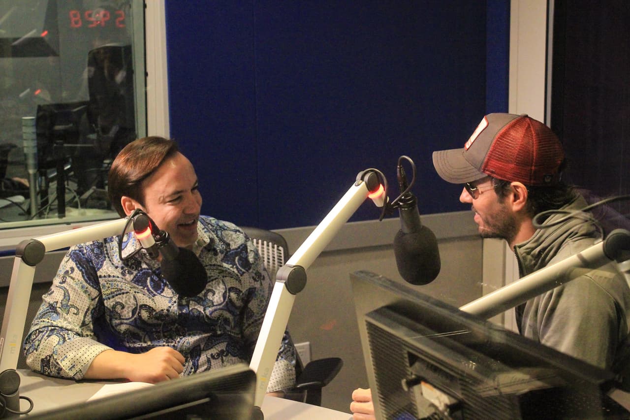 Enrique Iglesias en el Desayuno Musical de Amor 107.5 con Javier Romero