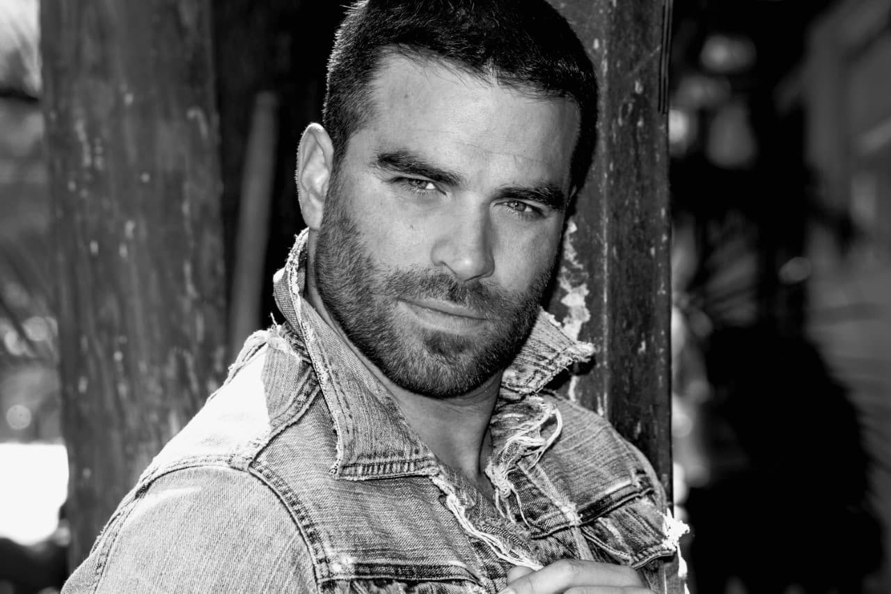 El actor tuvo una participación especial en la comedia 'Amorcito corazón', antes de protagonizar uno de sus más grandes éxitos.