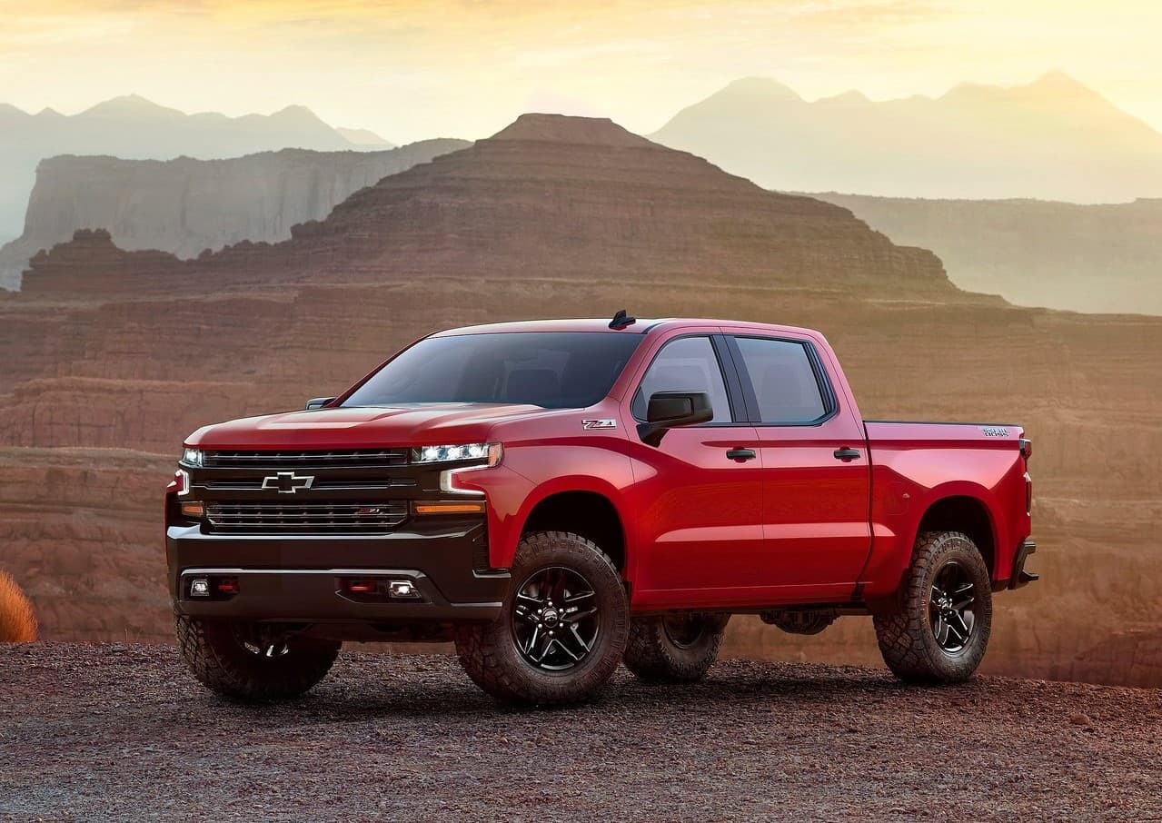 <h3 class="cms-H3-H3"><b>2do. lugar en el segmento de las pickups de tamaño completo</b></h3>
<br>
<br>
<u><b>Chevrolet Silverado</b></u>
<br>
<br>
<b>Puntaje general: </b>7.9 de 10
<br>
<b>Valor retenido tras 5 años de uso:</b> 53.6%