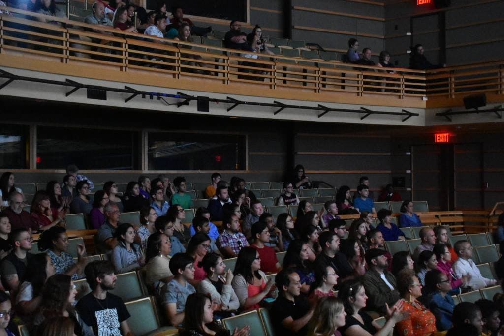 <b><a href="https://www.phlaff.org/" target="_blank">Philadelphia Latino Film Festival (29 de mayo al 5 de junio)</a></b>: Este festival anual muestra el trabajo innovador de cineastas latinoamericanos y latinos emergentes y ya establecidos.