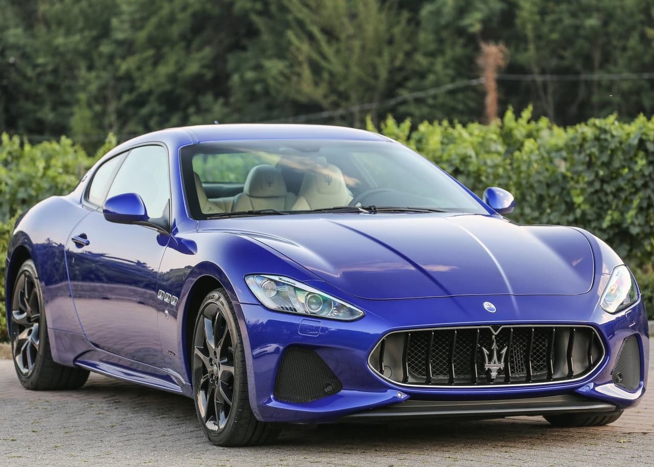<h3 class="cms-H3-H3"><b>4 - Maserati GranTurismo</b></h3>
<br>
<br>
<b>Prima anual promedio: </b>3,735 dólares
<br>
<b>Aseguradora con la prima más barata: </b>IMT
<br>
<b>Aseguradora con la prima más cara: </b>Safeway