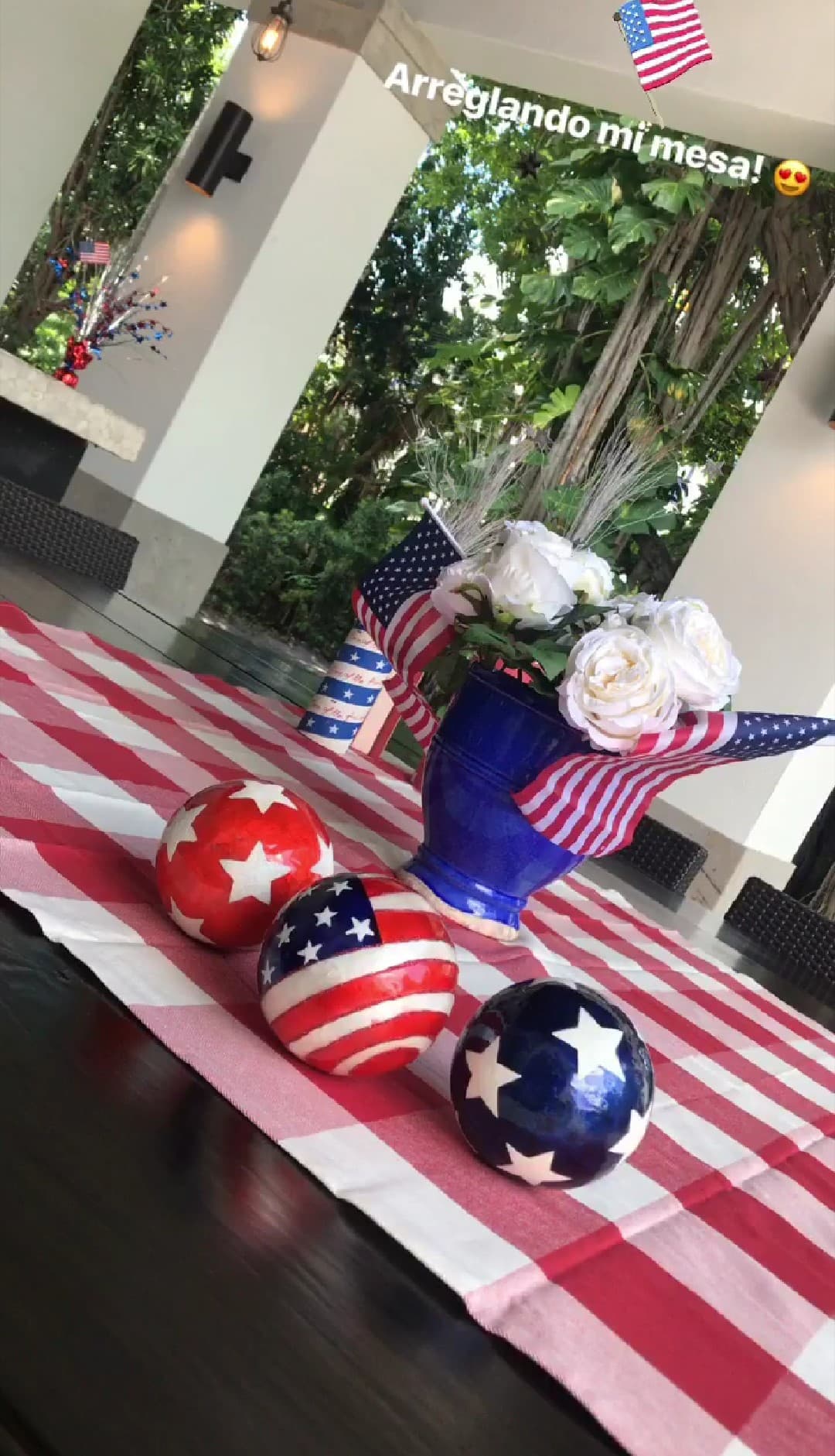 Otro de sus decoraciones las presumió el 4 de julio, donde contó de qué manera preparó su casa para las fiestas patrias.