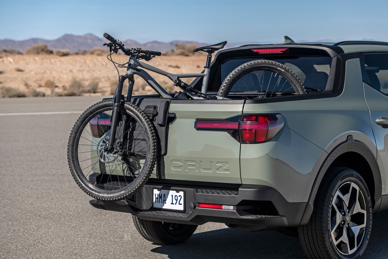 <b>Hecha en Estados Unidos</b>
<br>
<br>La Hyundai Santa Cruz 2022 fue diseñada por el equipo del fabricante surcoreano en Estados Unidos y será construida en su planta ubicada en Montgomery, Alabama.