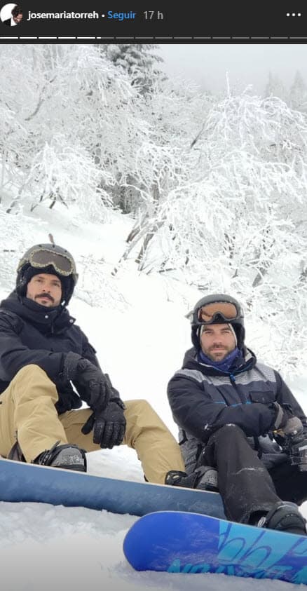Antes del accidente de Mane, Chema y Alejandro decidieron dejar el gélido clima de Vermont para viajar a Los Ángeles e intentar llegar al famoso festival Coachella.