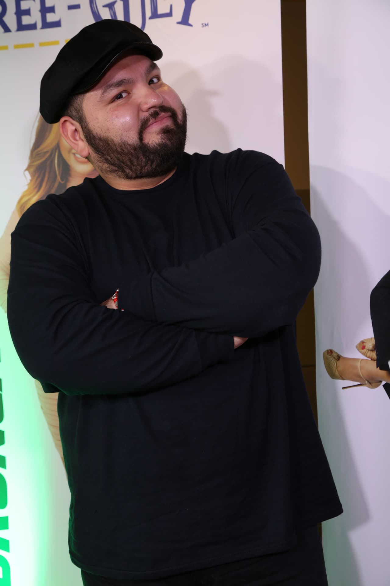 Y
<b><a href="https://www.univision.com/temas/el-tambochi">El Tamobochi</a></b>, por su parte, nos dejó impactados con su disfraz de 'El Botija'.