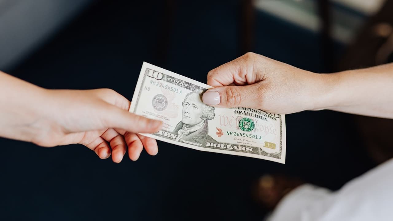 Si el tiempo y esfuerzo que el contribuyente dedica a la actividad demuestra que tiene la intención de producir ganancia.