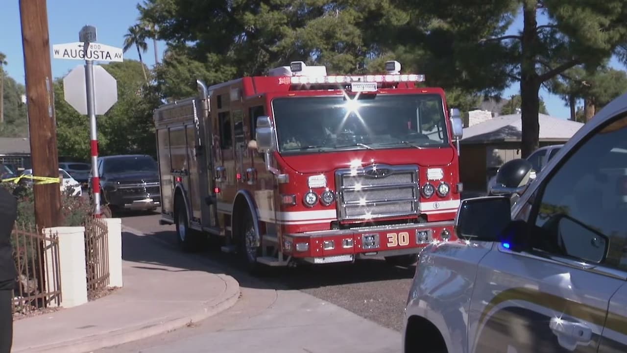 Las autoridades de Phoenix investigan la muerte de varias personas al interior de una residencia en la Avenida 9 y calle Augusta, presuntamente, por una fuga de gas. Aún no se confirma el número de víctimas pero vecinos señalan que pudieron ser cinco.