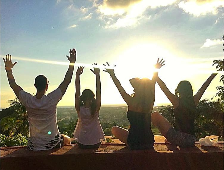 <b>Andrea Legarreta</b> y su familia se despidieron así del 2017 y le dieron la bienvenida al año 2018.