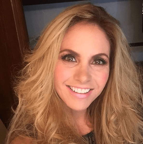 "Para mí nunca es suficiente, siempre querré estar más con ellos y espero que ellos siempre quieran estar más conmigo. Pero hasta ahora todo ha funcionado bien y me siento muy contenta", agregó.